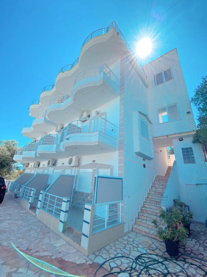 Henardi Apartments Ksamil Exterior photo